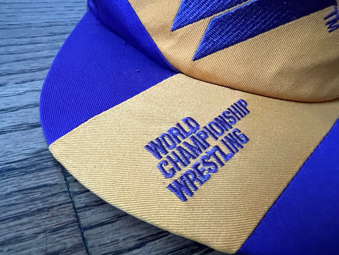 1994 (Approx.) WCW Logo SnapBack hat Size: Adjustable